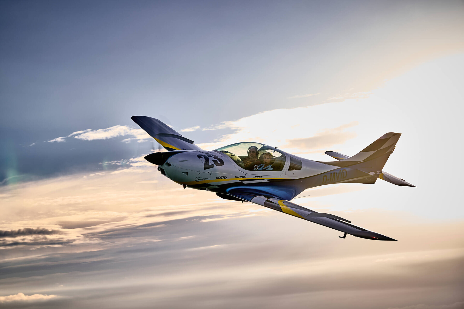 JMBAircraft Germany - VL3 916iS – 160PS